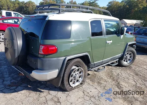 2011 Toyota Fj Cruiser z USA, uszkodzony, nr VIN JTEBU4BF3BK113546